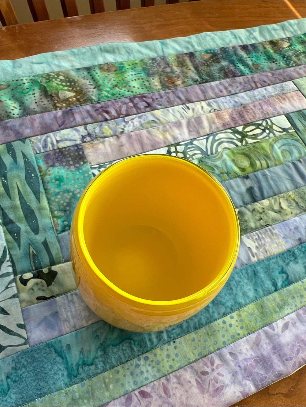 Lemon Yellow Glassybaby Chinababy - Picture 2 of 5